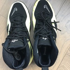 Nike zoom rookie glow